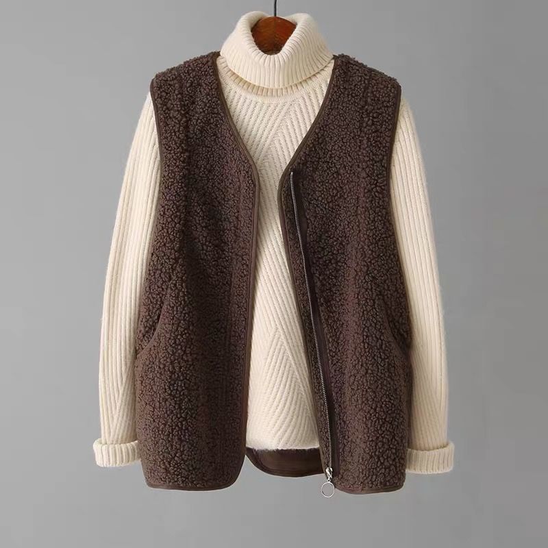 Valentina Rossi Fuzzy Vest with Zipper Closure